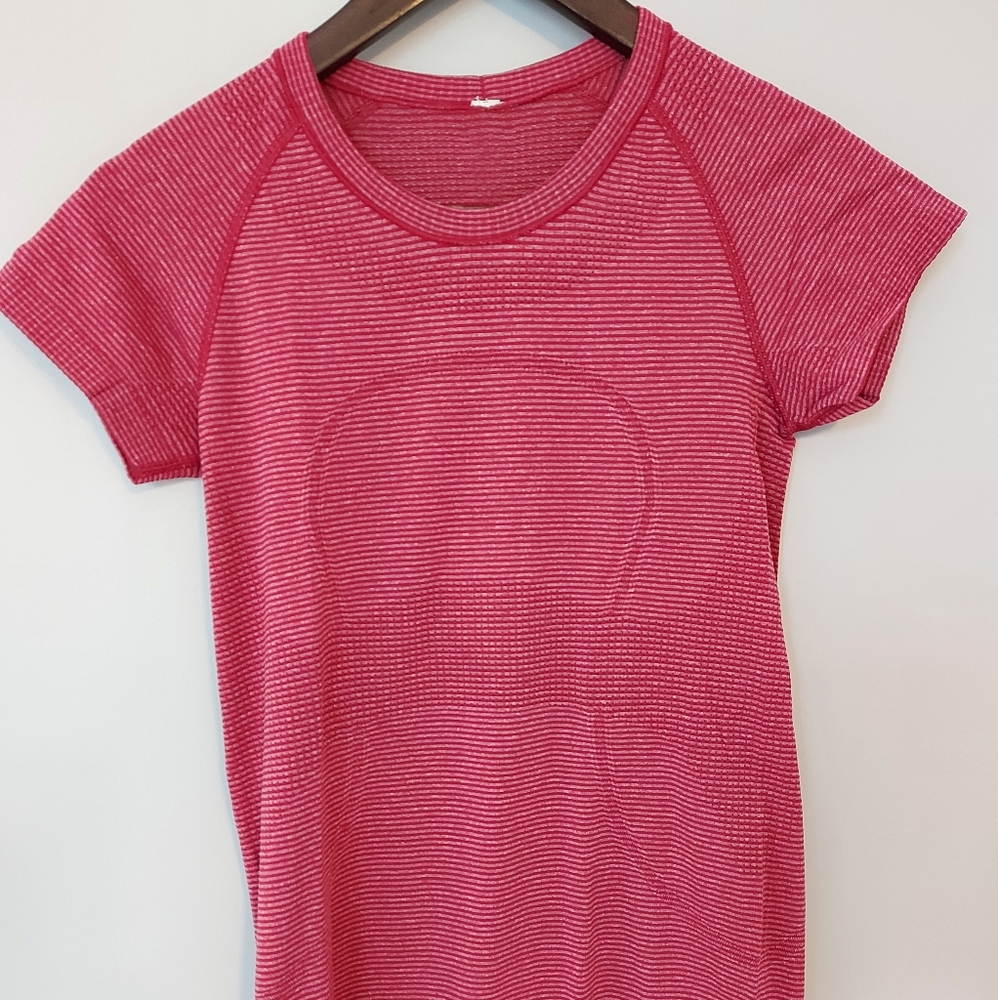 Lululemon Swiftly Tech Short Sleeve Top